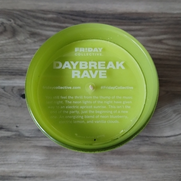 Friday Collective Daybreak Rave Candle 8 oz - 3 qty - Picture 3 of 3